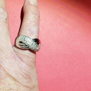 925 Studded Ribbon Ban Ring